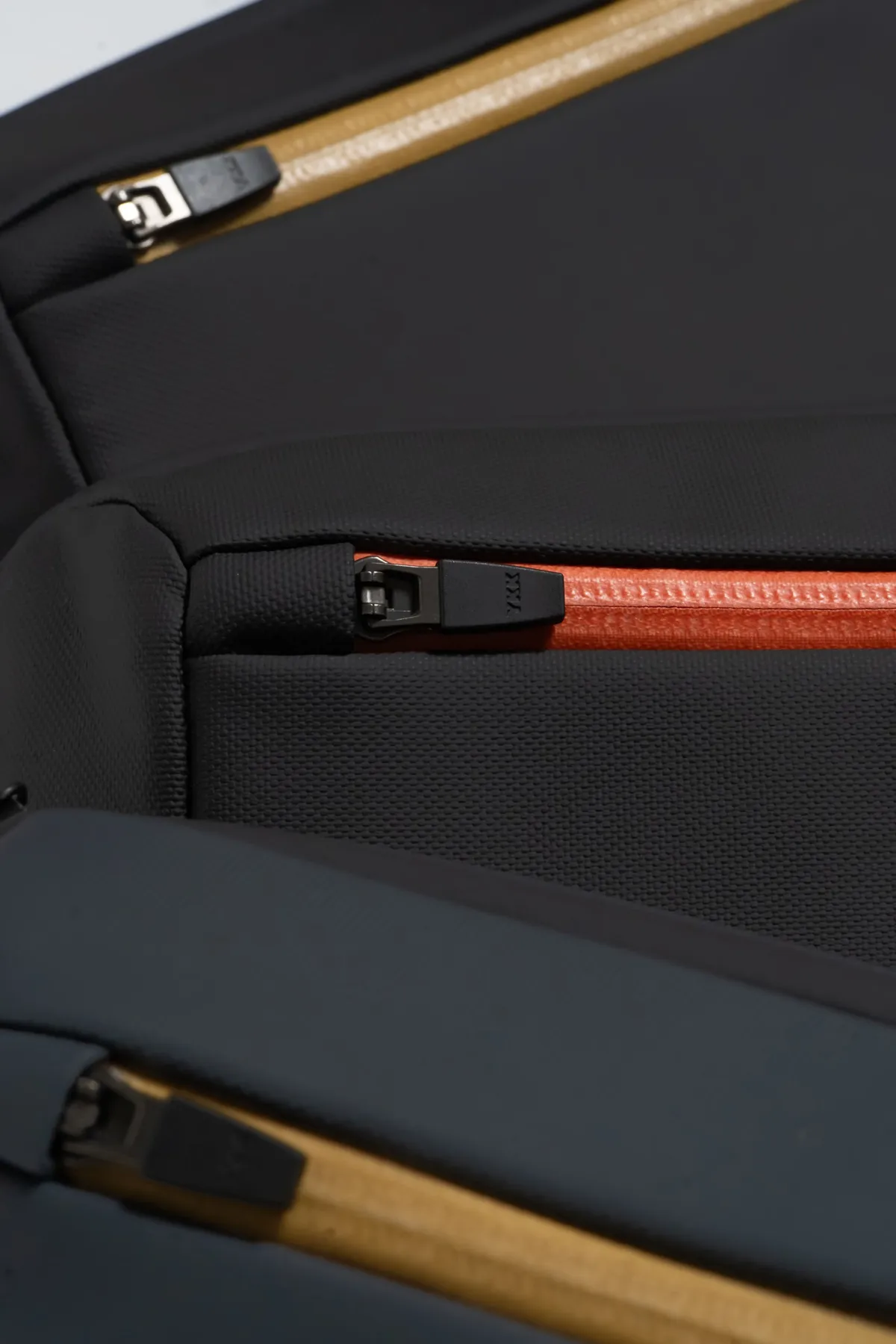 ulūK. Product photography by Harris George Stephen, frame 2